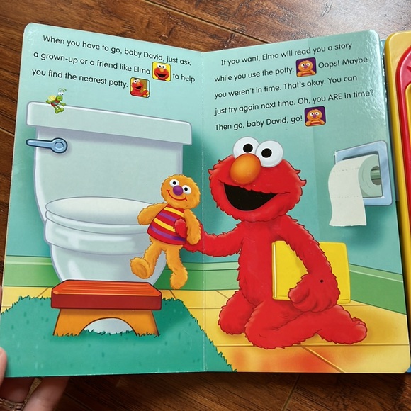 123 Sesame Street Potty Time with Elmo Potty Training Sound Book - Picture 3 of 4